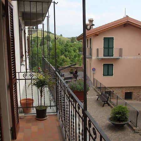 Easy Cosi Affittacamere Barolo Luaran gambar