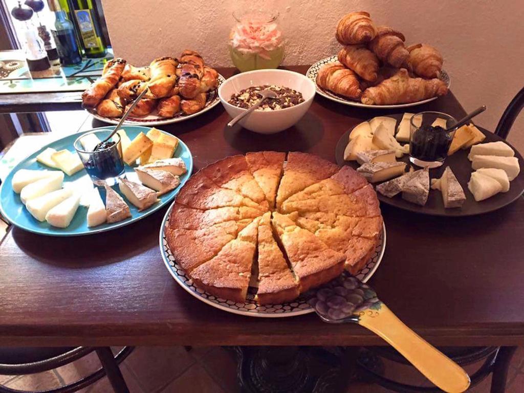 Easy Cosi Affittacamere Barolo Luaran gambar