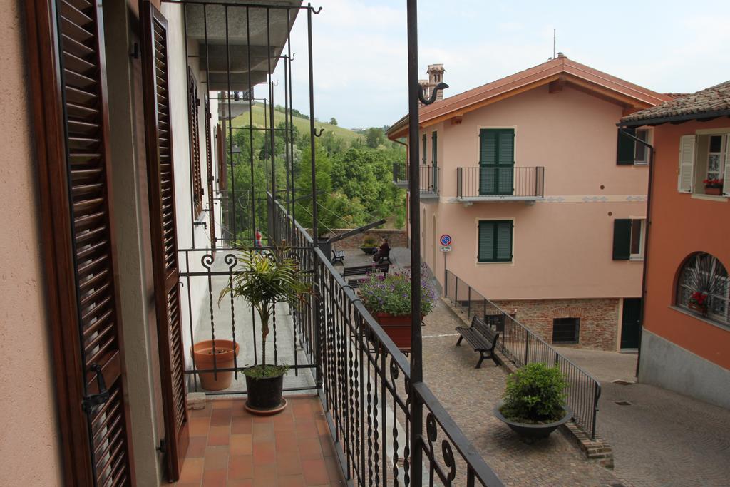 Easy Cosi Affittacamere Barolo Luaran gambar