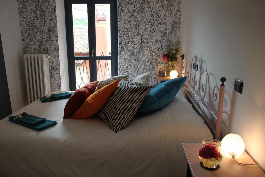 Easy Cosi Affittacamere Barolo Luaran gambar
